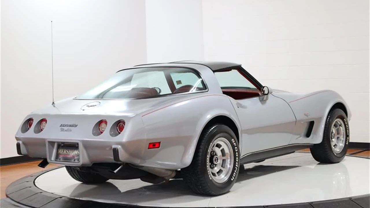 Click to Enlarge-Esc to Close Corvette Generations/C3/C3 1979 Corvette std.webp